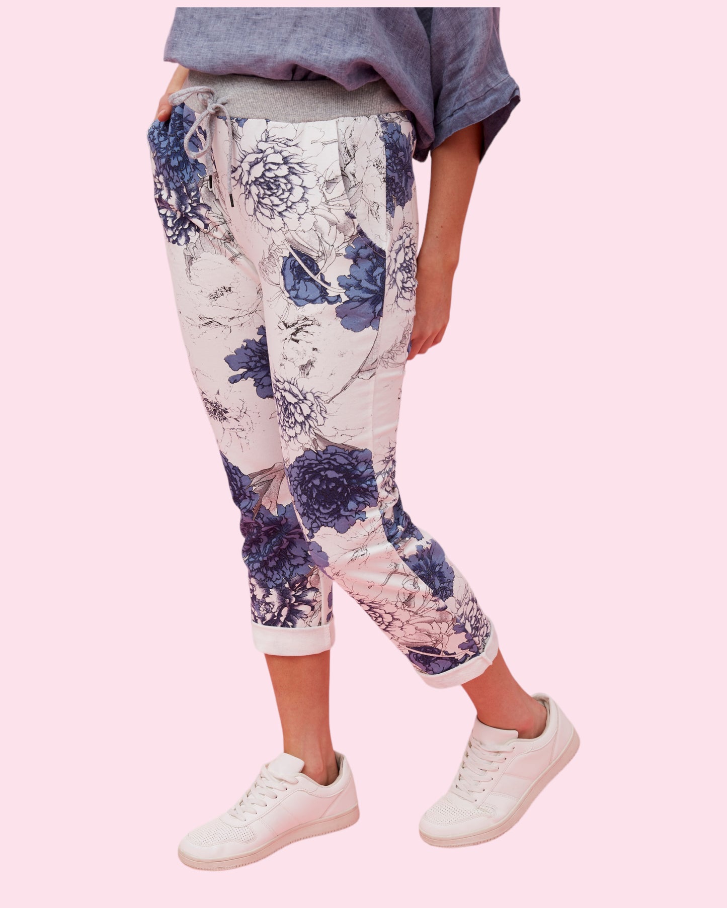 Jazlene 7/8 Printed Pants - Blue Floral