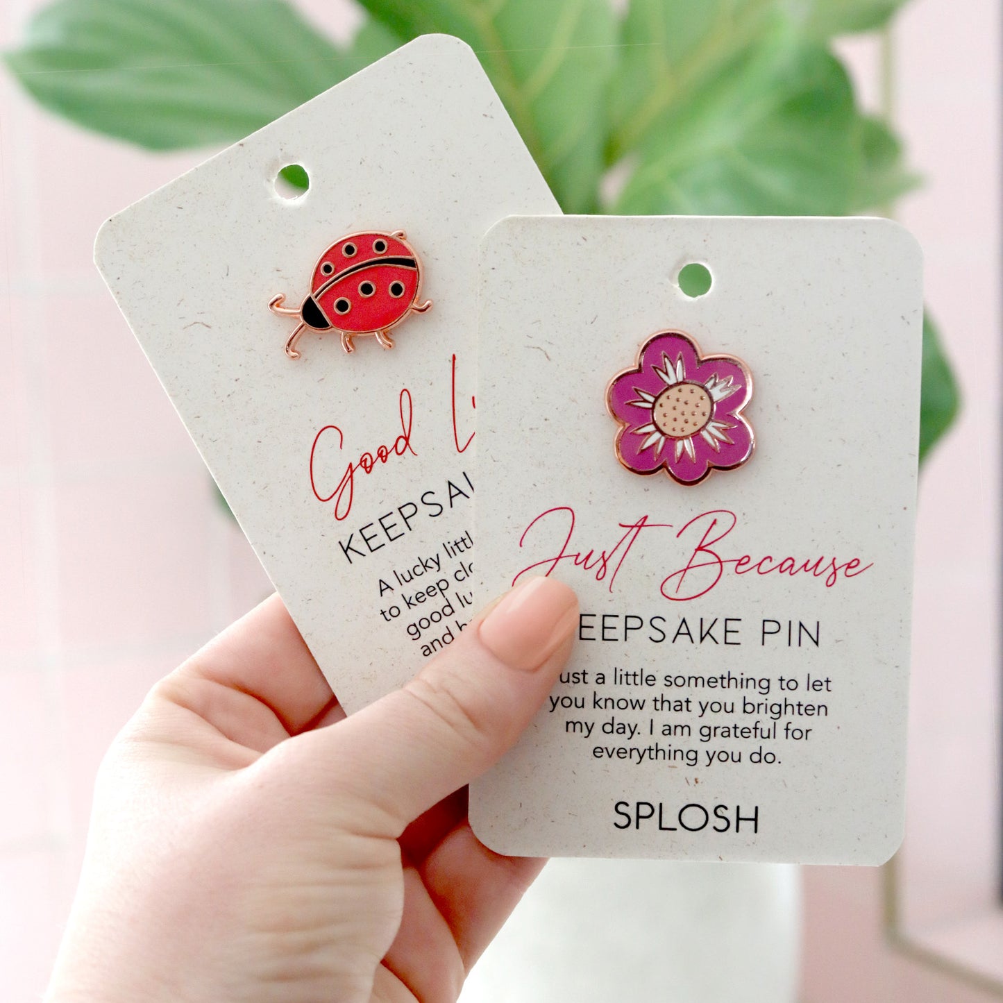 Keepsake pins - Good Luck