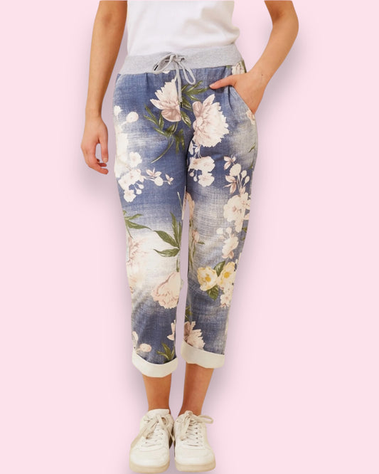 Jazzy 7/8 Printed Pants - Light Floral