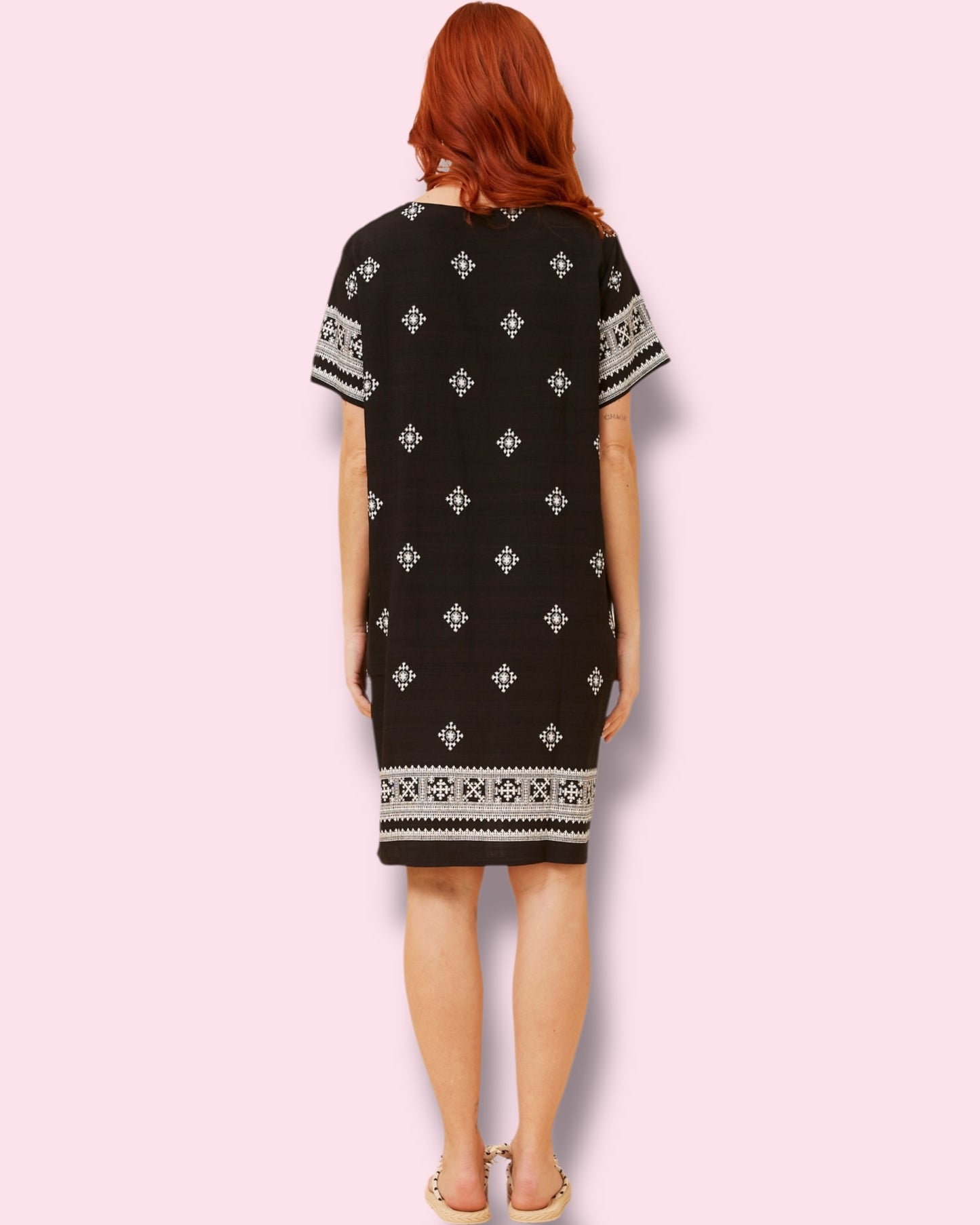 Selena Shift Dress - Black/White