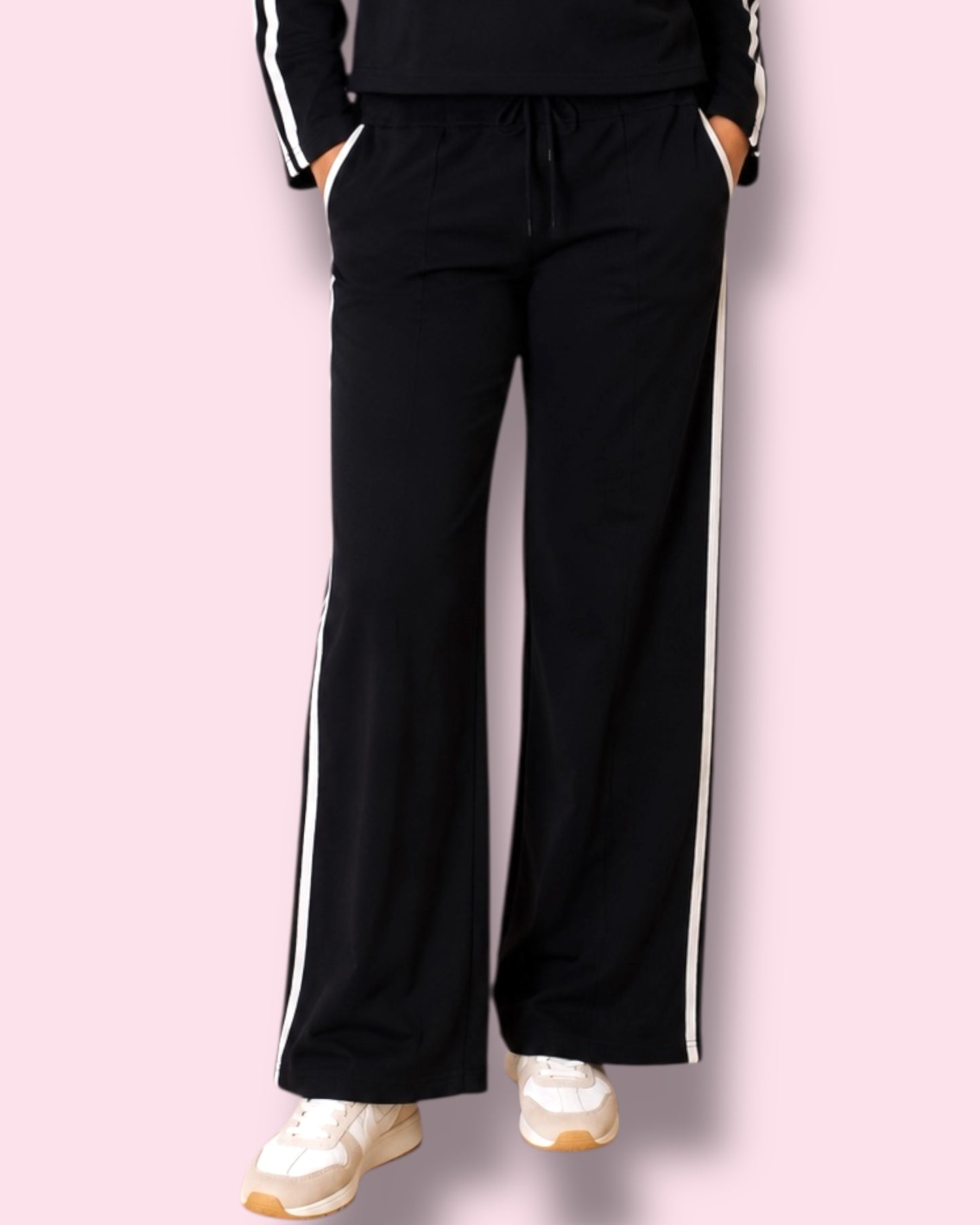 Renee Wide Leg Sweat Pants - Black/Cream
