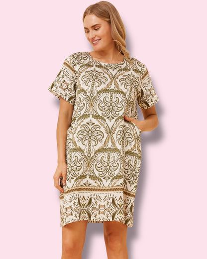 Selena Shift Dress 🌼