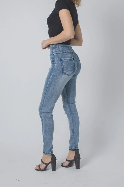 Pull On MUMMY Jeans